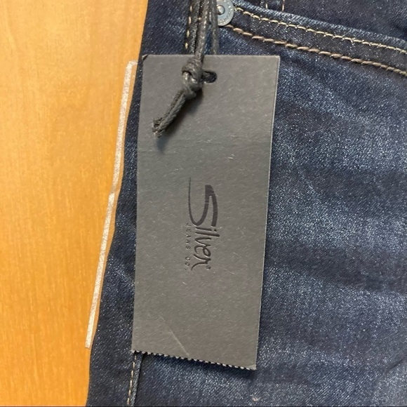 SILVER JEANS Zac  36 x 32 Relaxed Fit Size Jeans NWT - Picture 2 of 8
